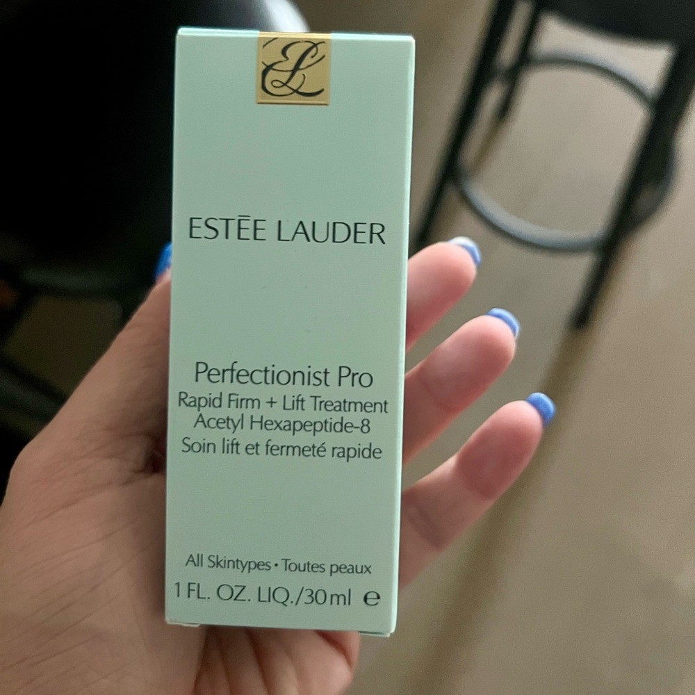 Estée Lauder Perfectionist Pro Treatment rapid firm + lift 1oz